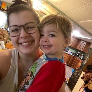 Meet your Posher, Adrienne